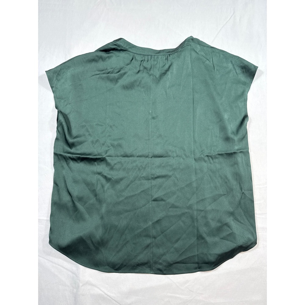 Quince Women Silk Stretch Cap Sleeve Split Neck Blouse Hunter Green Large NWT - Picture 4 of 6